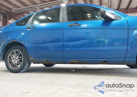 2010 Ford Focus Se z USA, uszkodzony, nr VIN 1FAHP3FN8AW284811